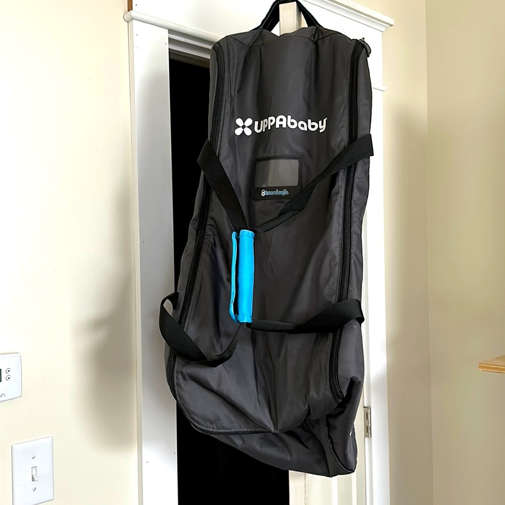 Uppababy Mesa travel bag
